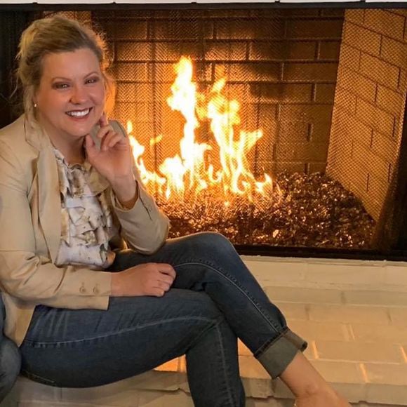 Meet your Posher, Beatrice - Picture 1 of 1